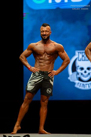 MEN'S ATHLETIC